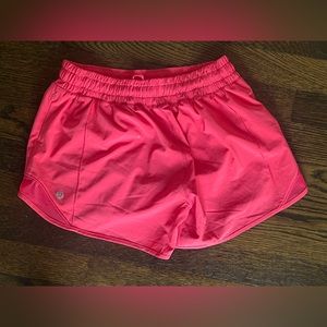 Lululemon hotty hot 2.5 inch shorts.
